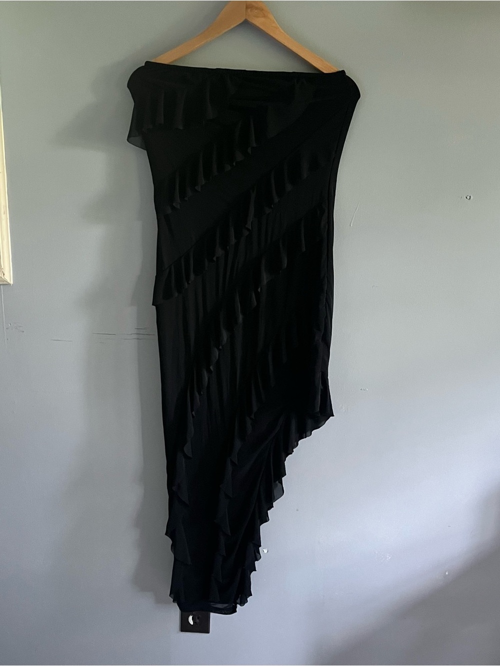 Strapless Ruffle Dress - Picture 5 of 8